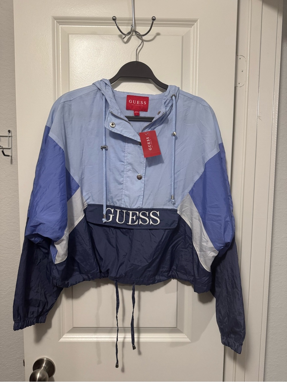 GUESS Colorblock Windbreaker Cropped Jacket in Light Blue & Navy